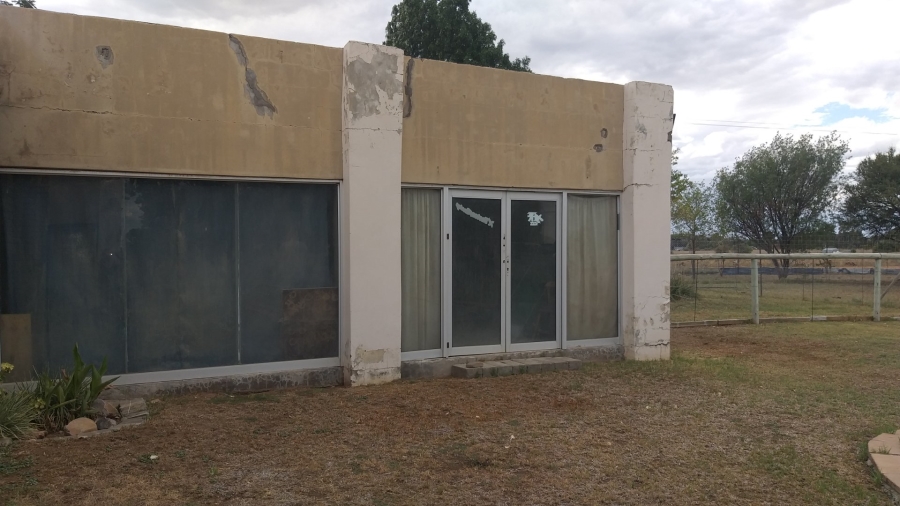 3 Bedroom Property for Sale in Bloemfontein Rural Free State